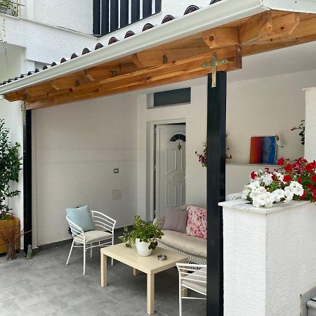 Lr Apartments Sarandë Eksteriør billede