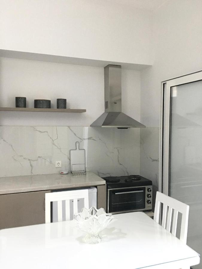Lr Apartments Sarandë Eksteriør billede