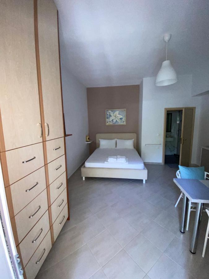 Lr Apartments Sarandë Eksteriør billede