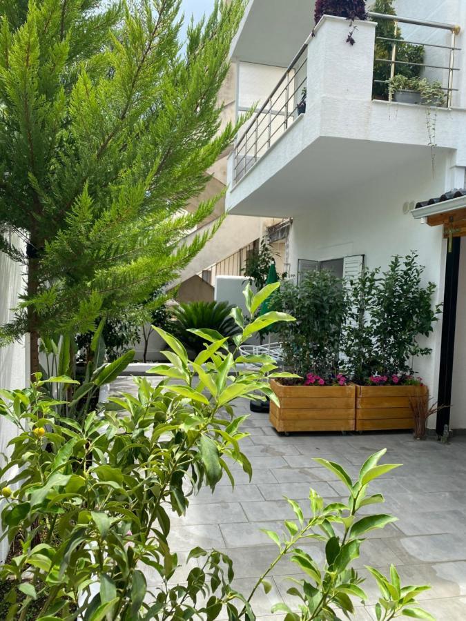 Lr Apartments Sarandë Eksteriør billede